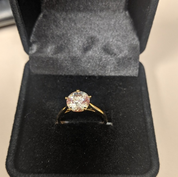 CZ ring - Picture 3 of 3